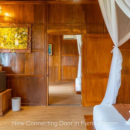 Dani Beach Villa - Beachfront Villas In Tejakula