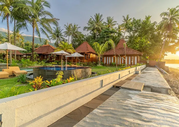 Dani - Beachfront In *