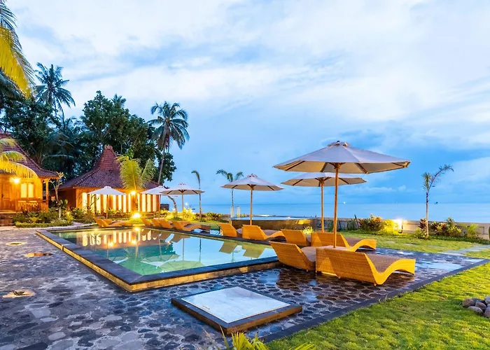 Dani - Beachfront In *