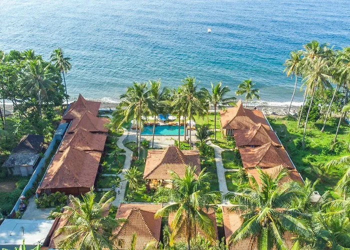 Dani - Beachfront In *